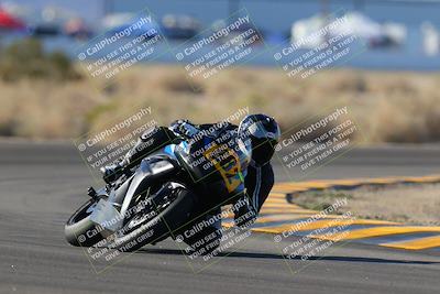 media/Oct-29-2022-CVMA (Sat) [[14c0aa3b66]]/Race 9 Amateur Supersport Middleweight/